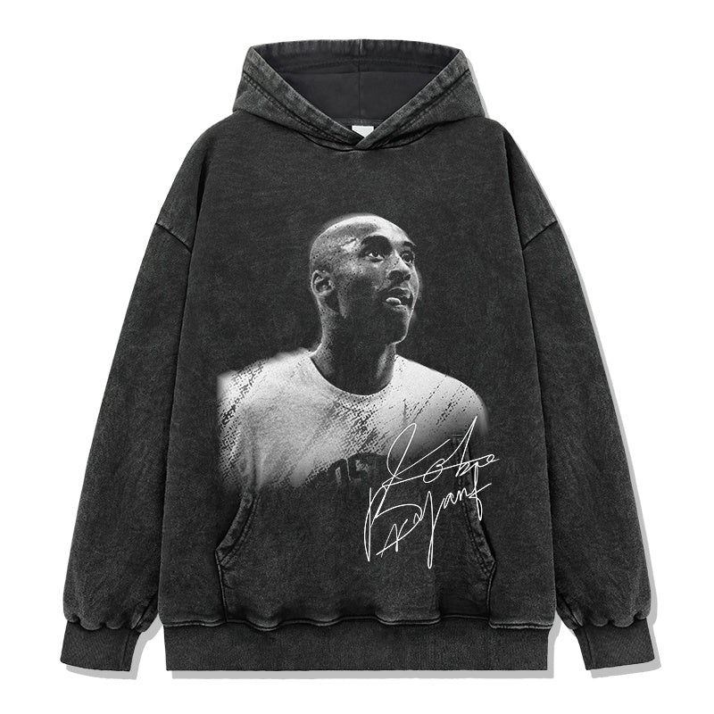 KOBE BRYANT VINTAGE HOODIE – שחור שטוף